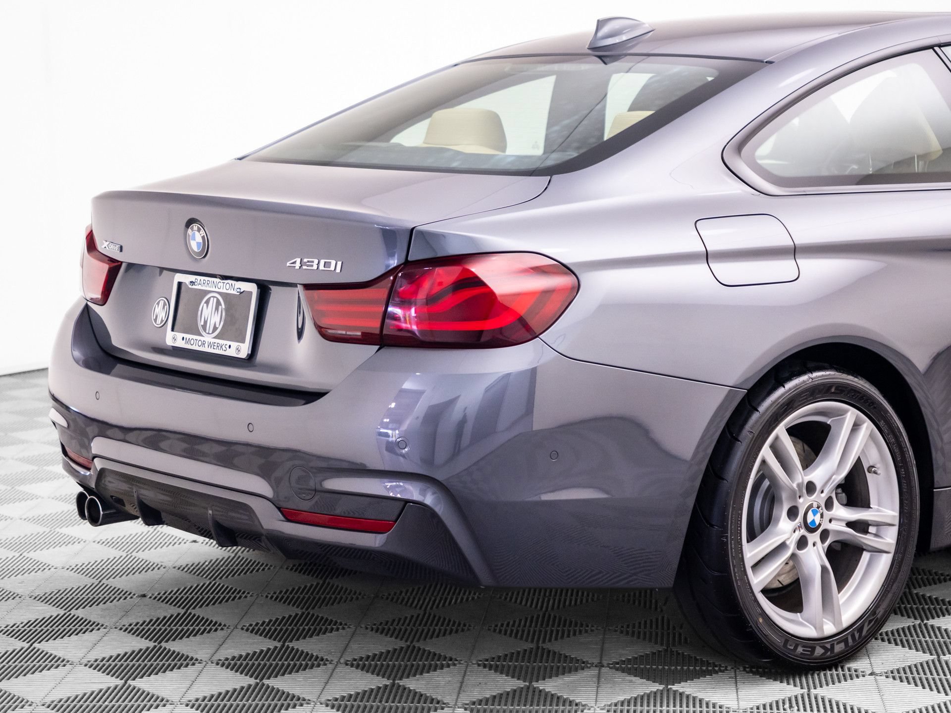 Used 2020 BMW 430i xDrive Coupe w/ M Sport Package AWD/4WD image 36