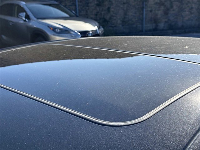 Certified 2025 Lexus ES 300h Ultra Luxury image 11