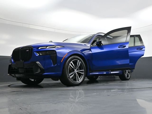 Used 2023 BMW X7 M60i w/ Executive Package image 43