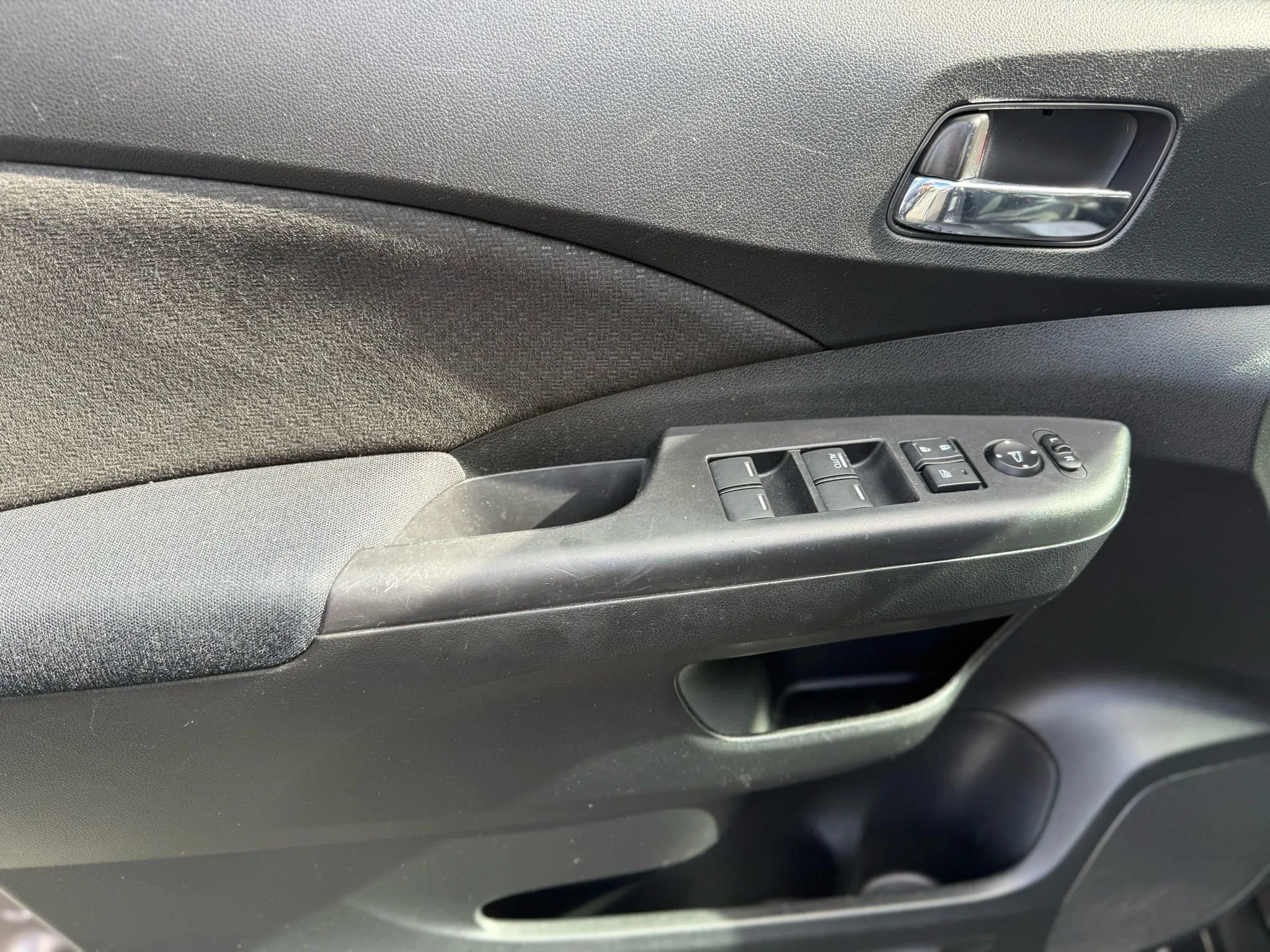 Used 2015 Honda CR-V EX image 28