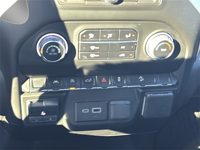 Used 2025 Chevrolet Silverado 1500 Custom Trail Boss image 30