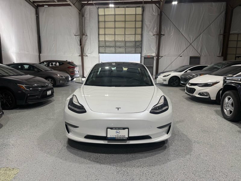 Used 2020 Tesla Model 3 Standard Range Plus RWD image 9