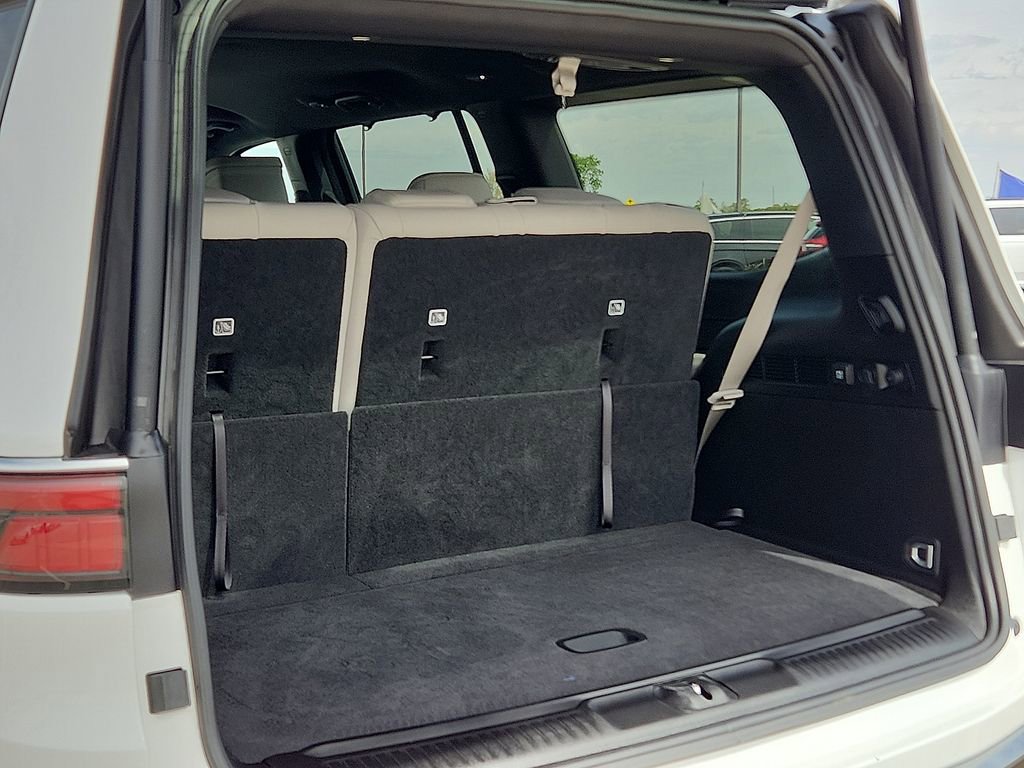 New 2025 Jeep Wagoneer 4WD w/ Convenience Group I image 11