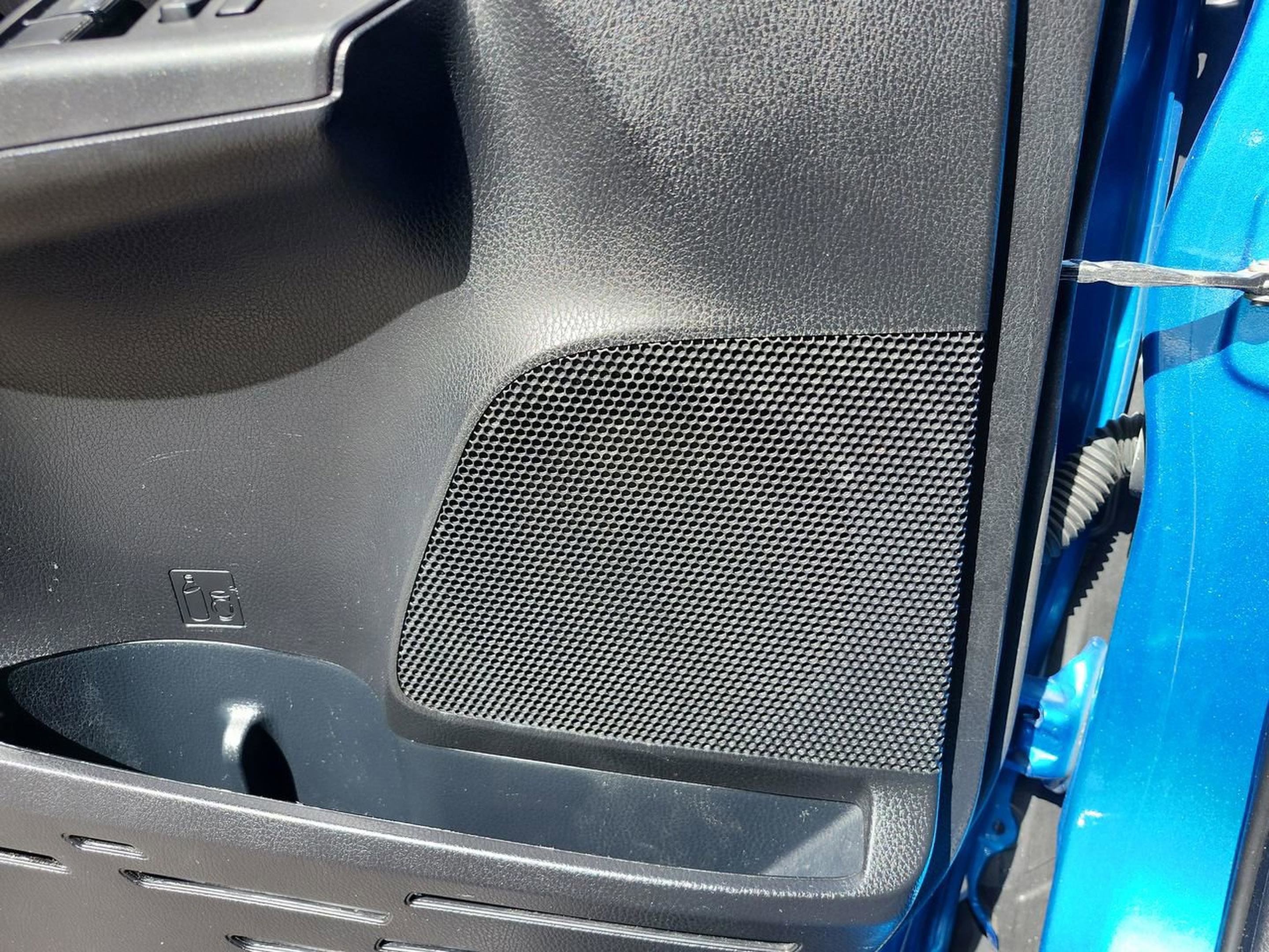 Used 2018 Toyota RAV4 XLE image 27