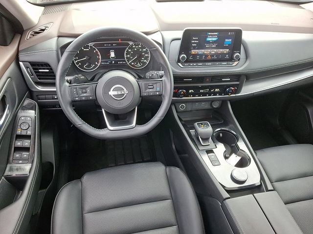 Used 2023 Nissan Rogue SV w/ SV Premium B Package AWD/4WD image 2