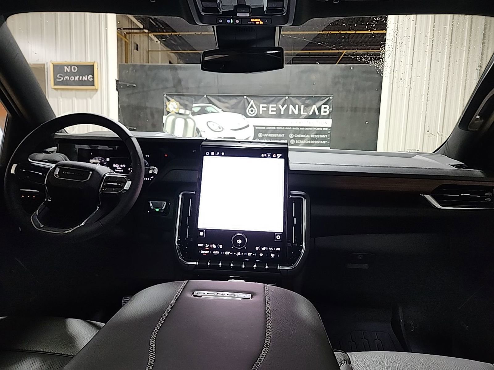 Used 2026 GMC Yukon Denali w/ Sun & Power Step Package image 7