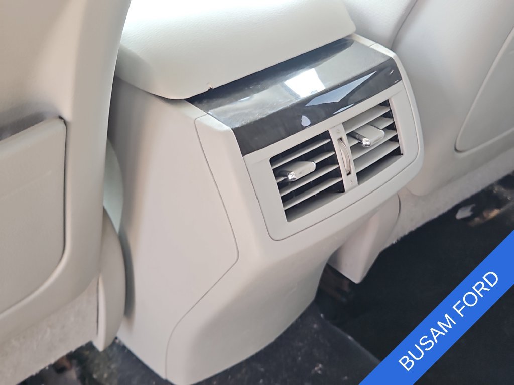 Used 2013 Toyota Venza LE FWD image 9
