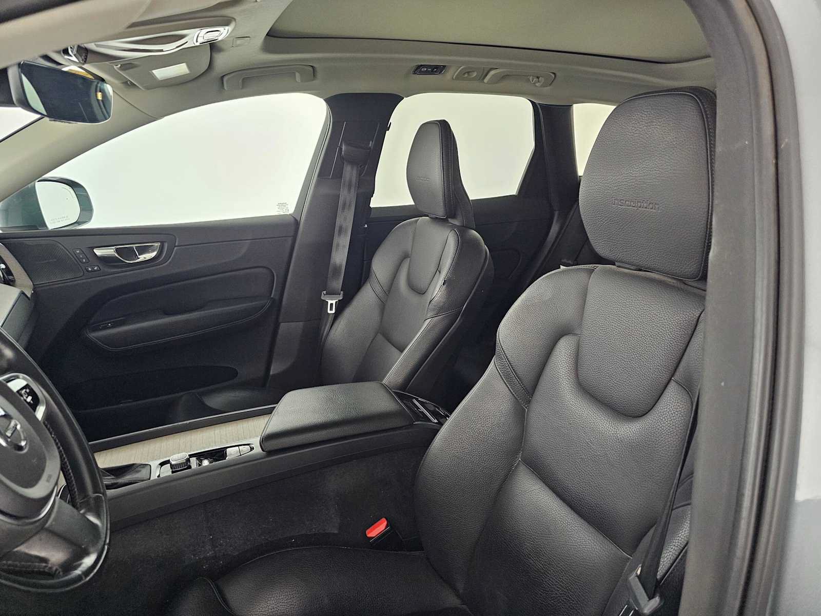 Used 2020 Volvo XC60 T5 Inscription FWD image 21