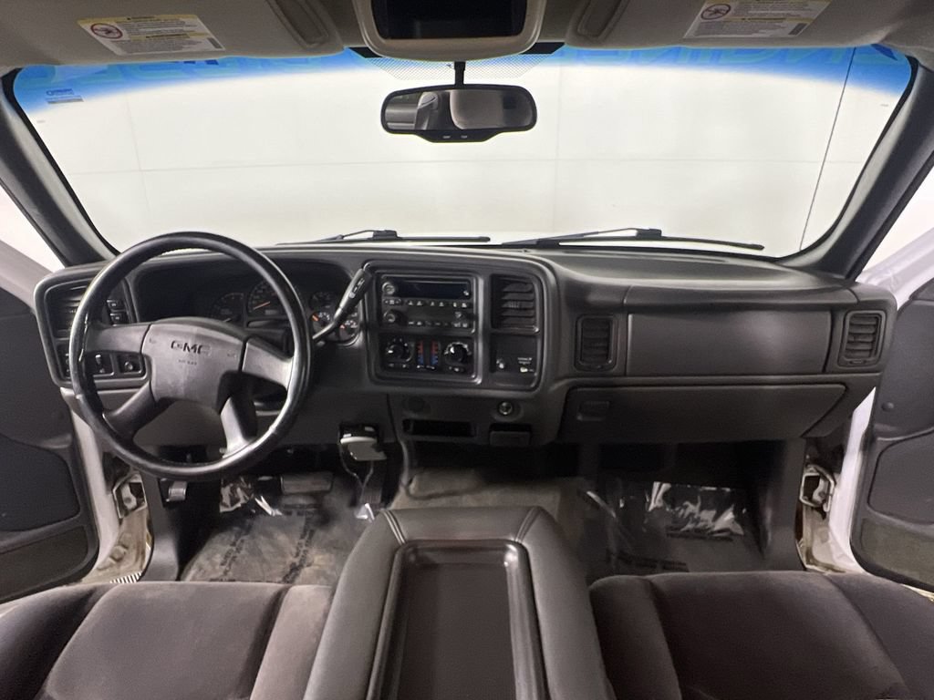 Used 2005 GMC Sierra 2500 SLE w/ Heavy-Duty Power Package AWD/4WD image 18