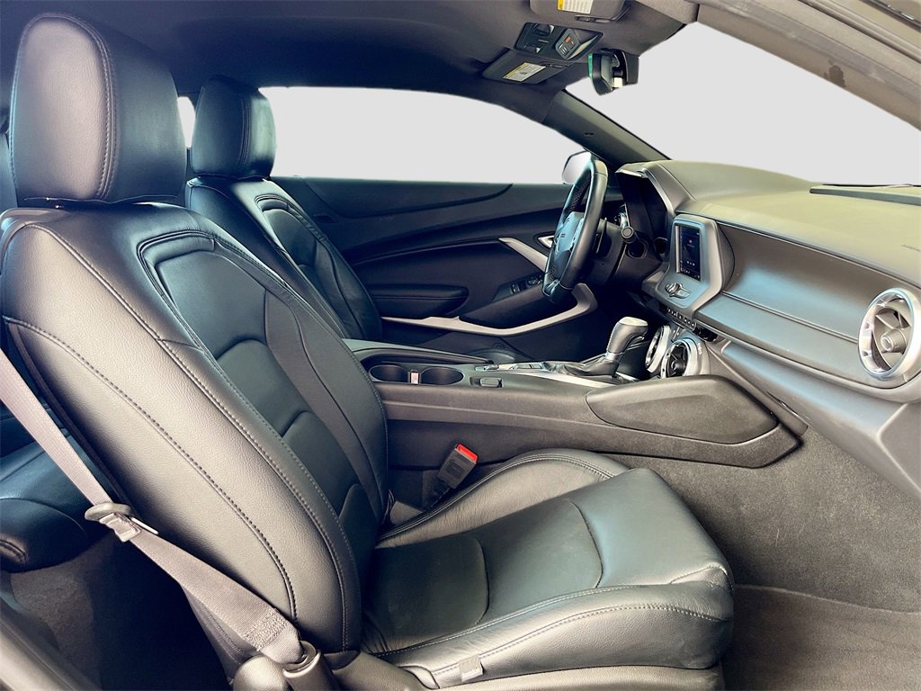 Used 2024 Chevrolet Camaro LT image 27