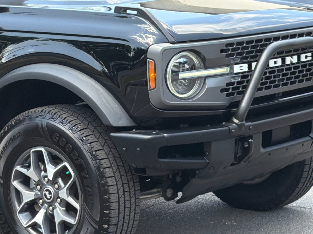 Used 2023 Ford Bronco Badlands AWD/4WD image 5