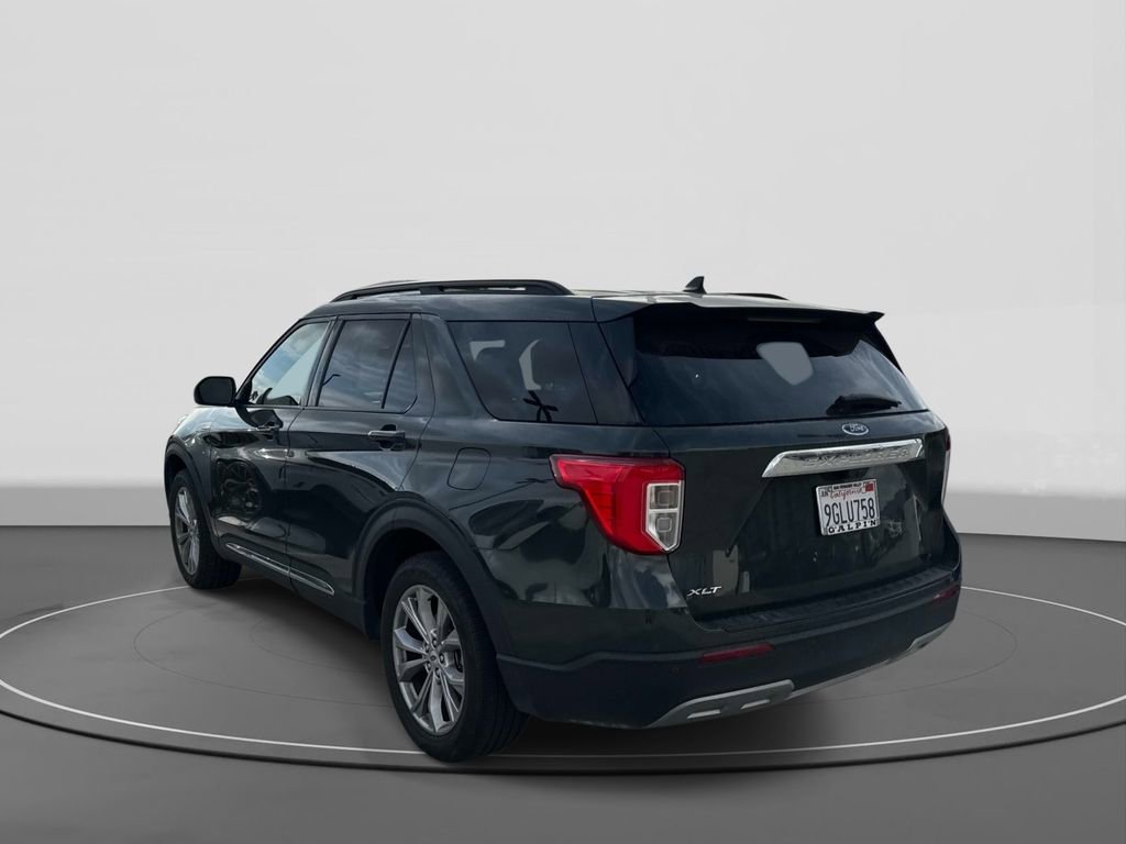 Used 2023 Ford Explorer XLT w/ Equipment Group 202A RWD image 5