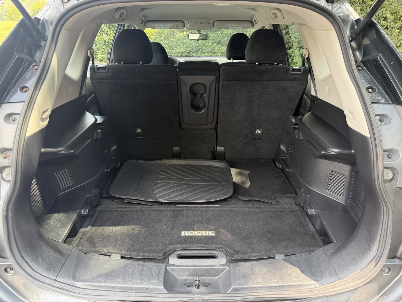 Used 2016 Nissan Rogue S AWD/4WD image 29