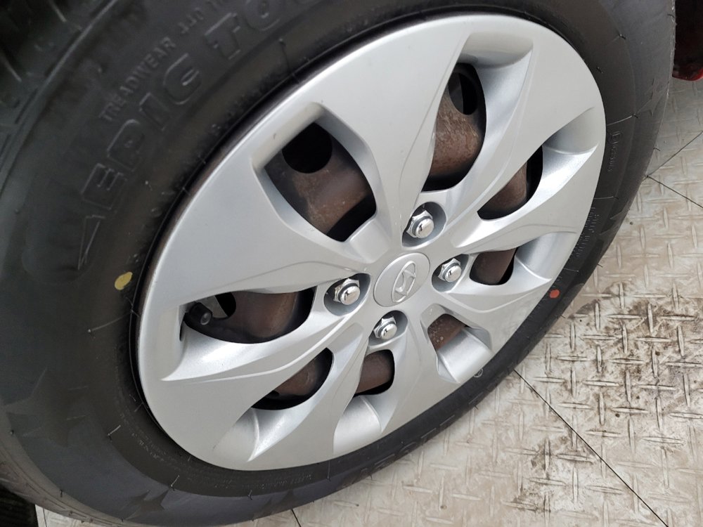 Used 2017 Hyundai Accent SE image 31