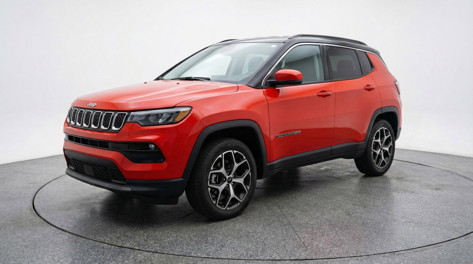 Used 2025 Jeep Compass Limited AWD/4WD image 3