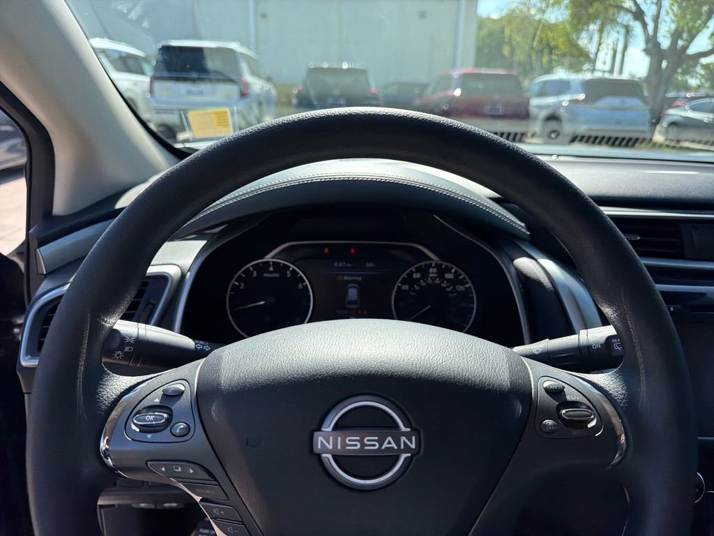 Used 2023 Nissan Murano S FWD image 17