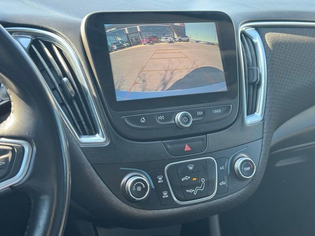 Used 2018 Chevrolet Malibu LT image 29