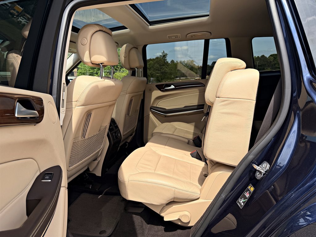 Used 2019 Mercedes-Benz GLS 550 4MATIC image 10