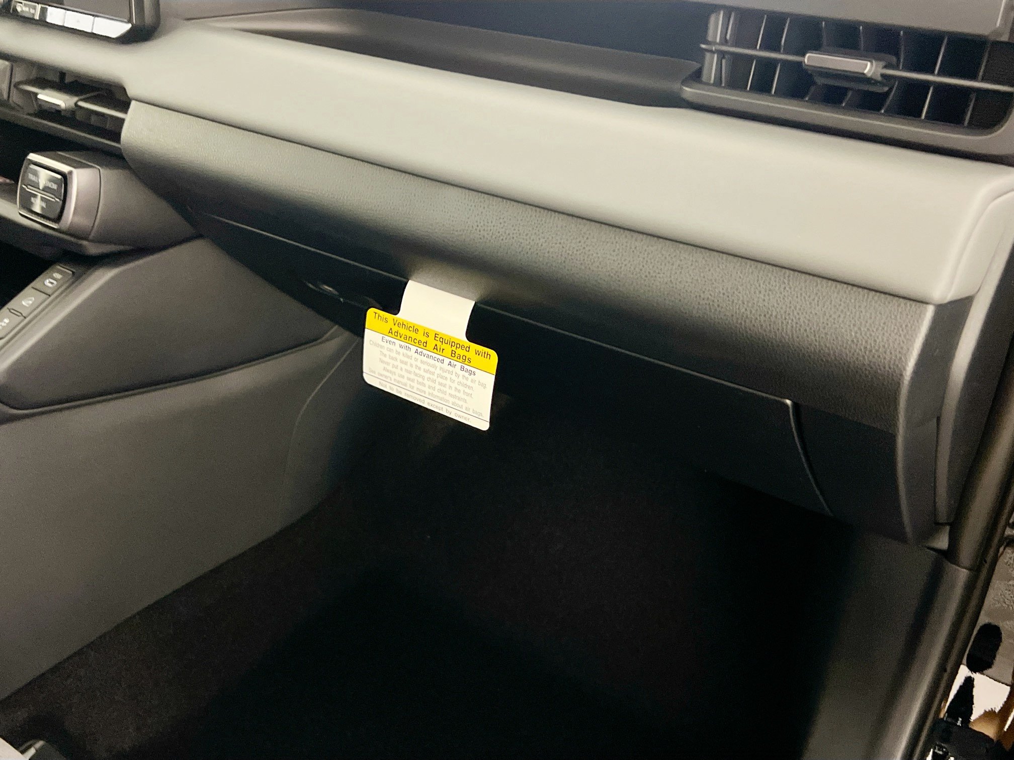 New 2026 Toyota RAV4 XSE AWD/4WD image 33