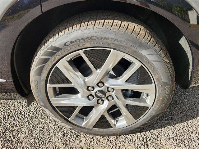 New 2026 Cadillac Optiq Luxury 1 image 12