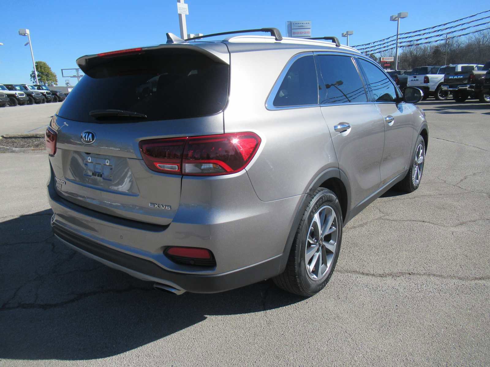 Used 2019 Kia Sorento EX image 8