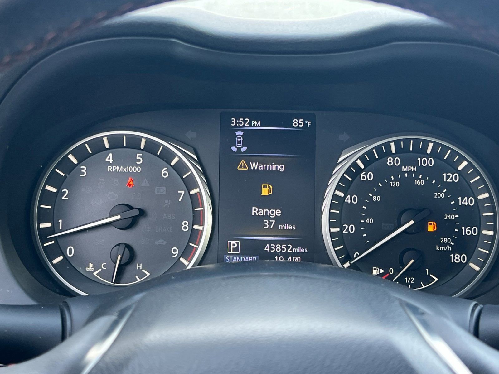 Used 2022 INFINITI Q60 Red Sport 400 w/ Carbon Fiber Package image 25