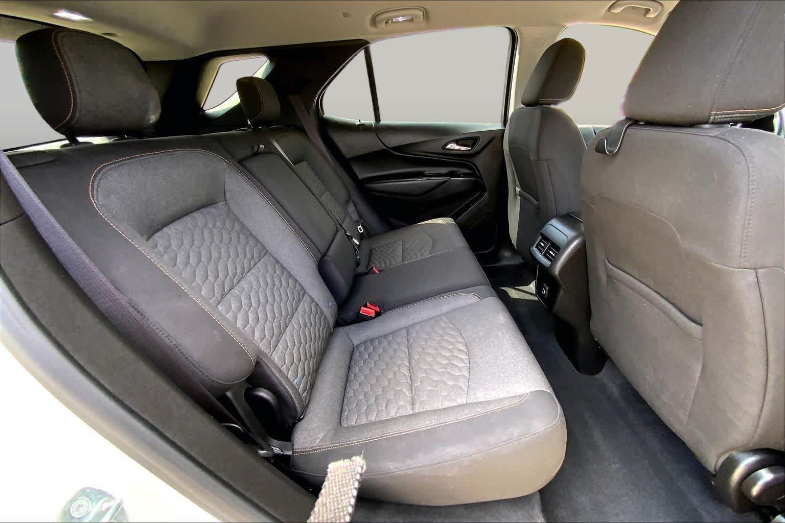 Used 2020 Chevrolet Equinox LT FWD image 21
