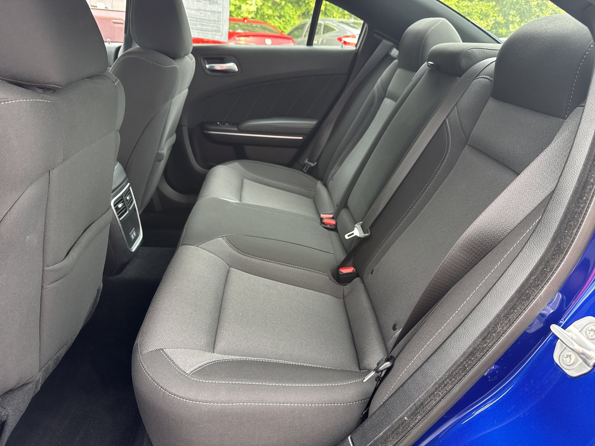 Used 2022 Dodge Charger SXT RWD image 9