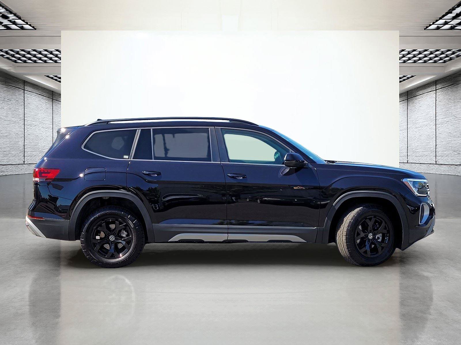 New 2026 Volkswagen Atlas Peak Edition AWD/4WD image 5