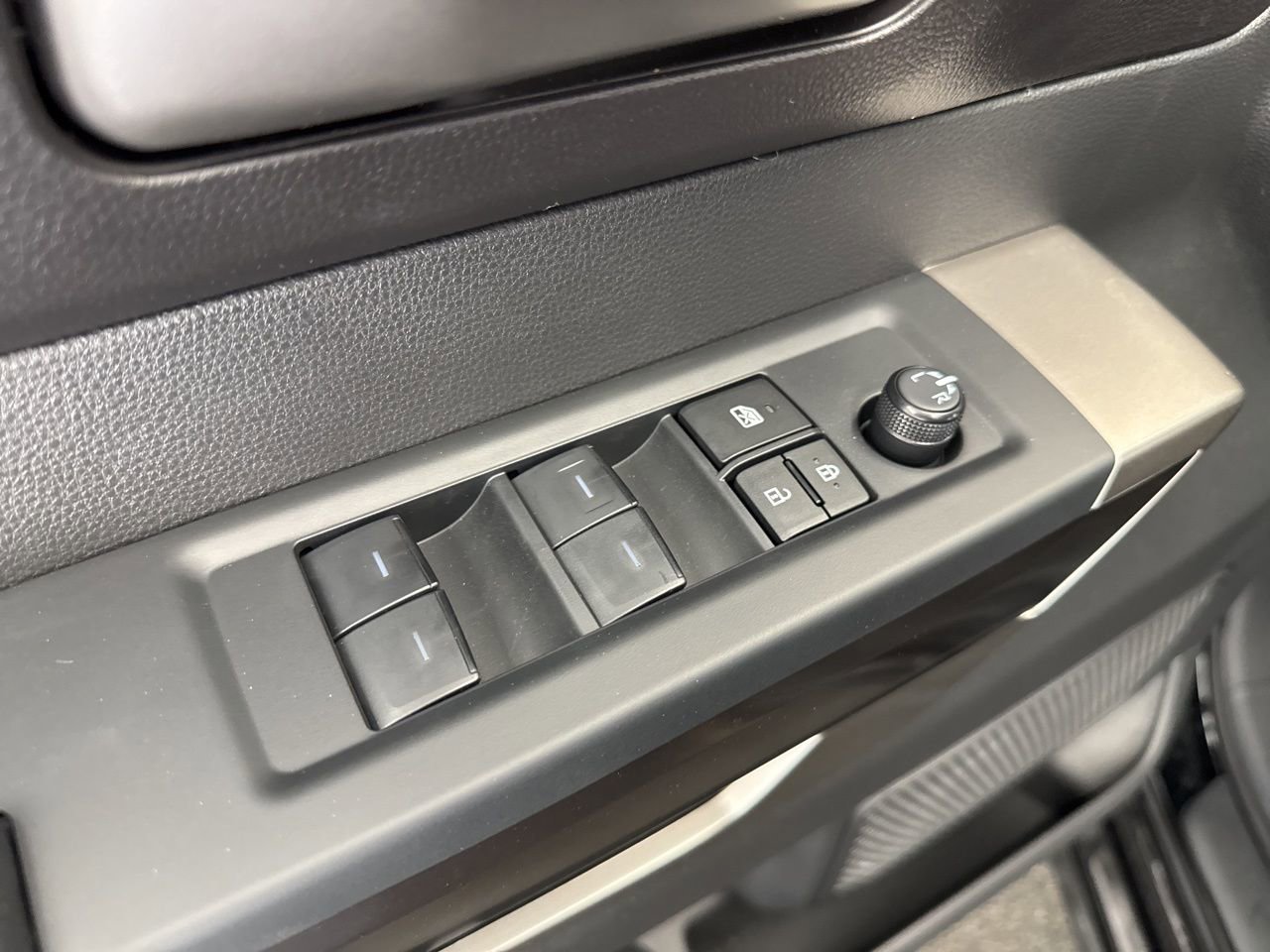 New 2026 Toyota Tundra SR5 image 34