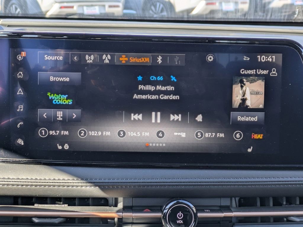 Used 2023 Nissan Ariya AWD image 19