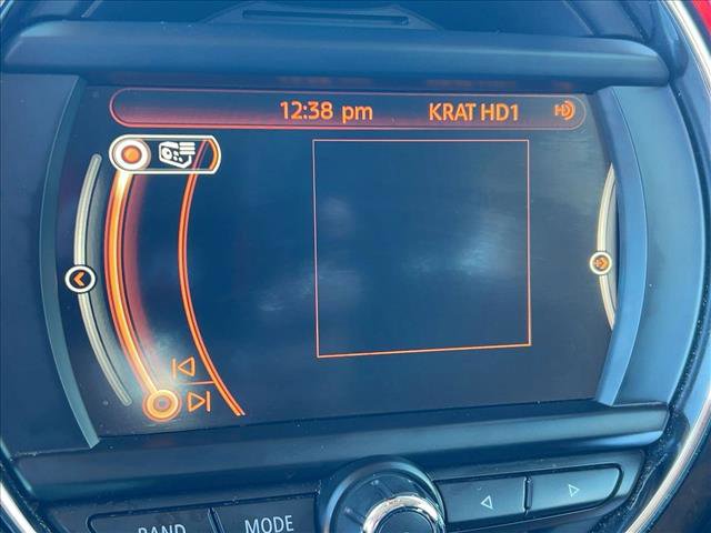 Used 2018 MINI Cooper 2-Door Hardtop image 13