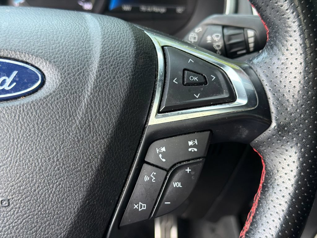 Used 2021 Ford Edge ST-Line FWD image 26