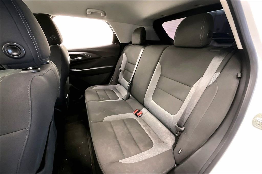 Used 2023 Chevrolet TrailBlazer LS FWD image 21
