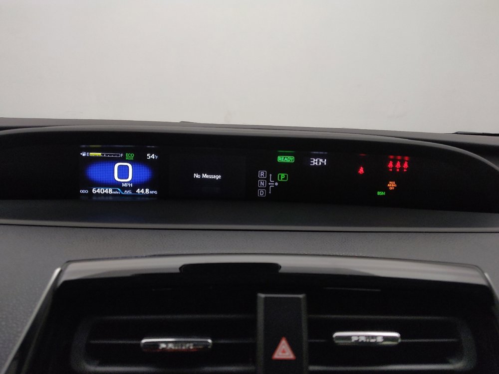 Used 2021 Toyota Prius LE FWD image 23