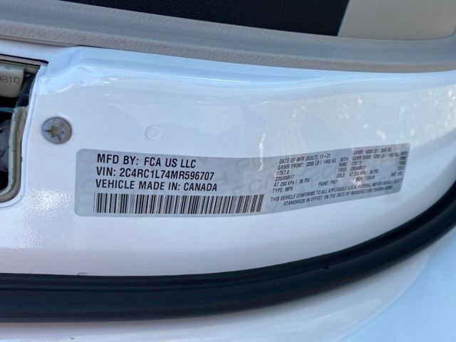 Used 2021 Chrysler Pacifica Touring-L image 27