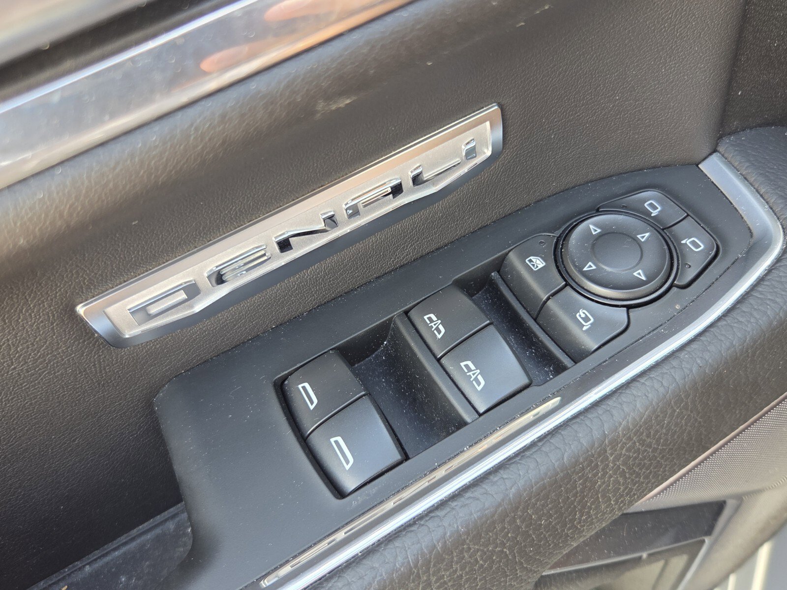 Used 2025 GMC Sierra 1500 Denali RWD image 30