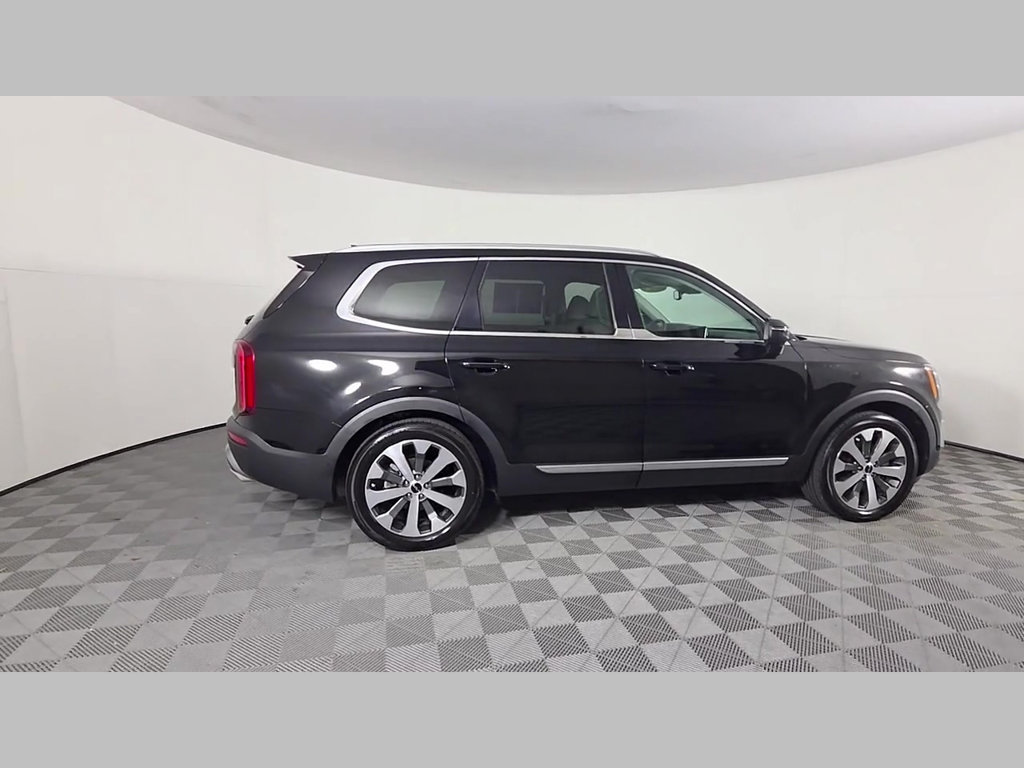 Used 2022 Kia Telluride EX w/ EX Premium Package FWD image 38