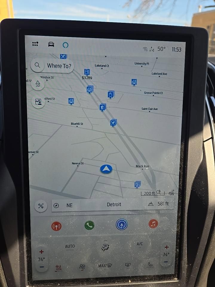 Used 2022 Ford Edge Titanium w/ Equipment Group 301A image 6