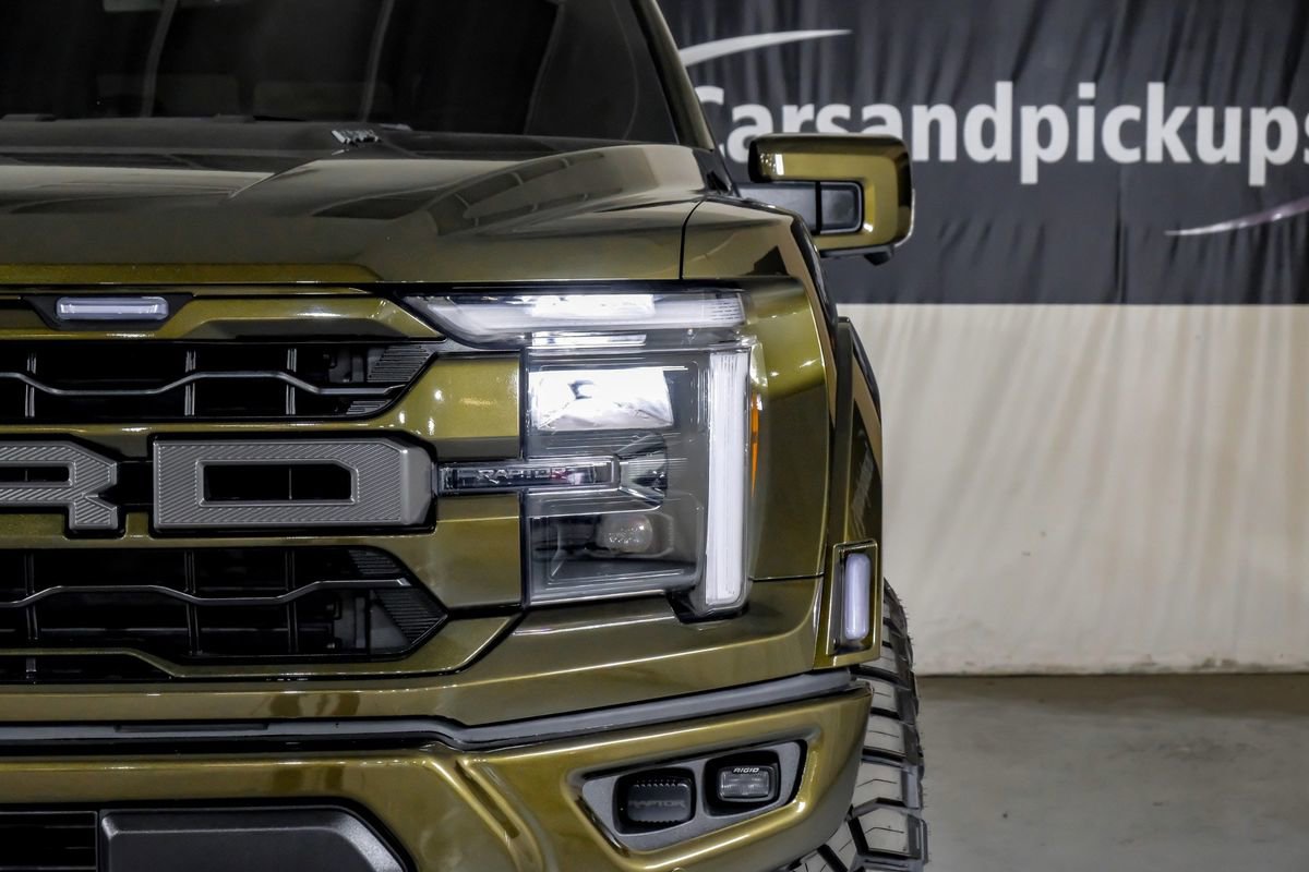 Used 2025 Ford F150 Raptor image 42