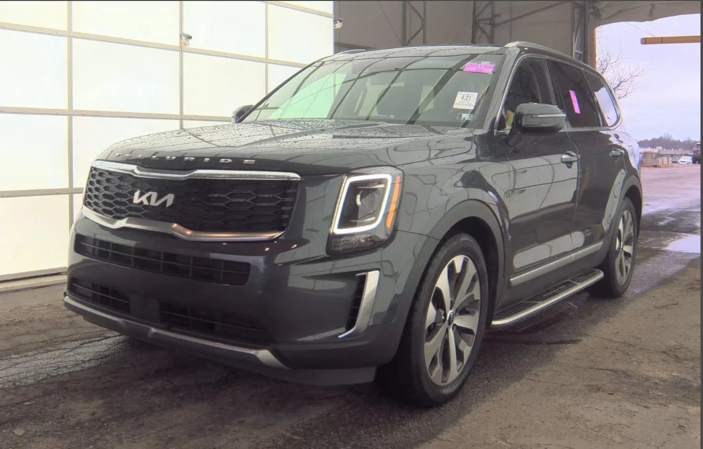 Used 2022 Kia Telluride S AWD/4WD image 46