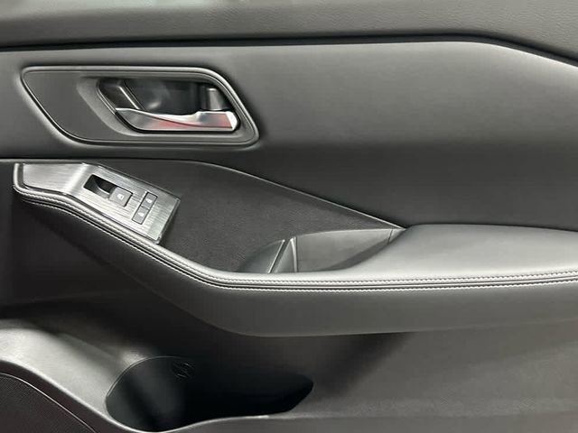 New 2026 Nissan Rogue SV AWD/4WD image 22