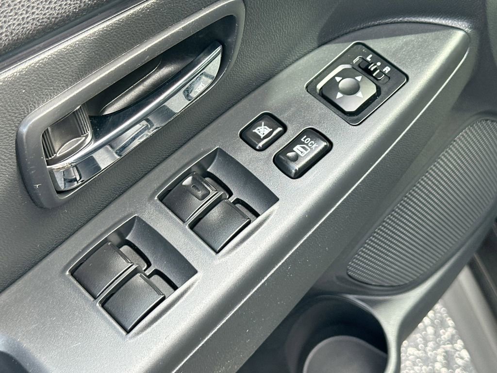 Used 2022 Mitsubishi Outlander Sport ES FWD image 17