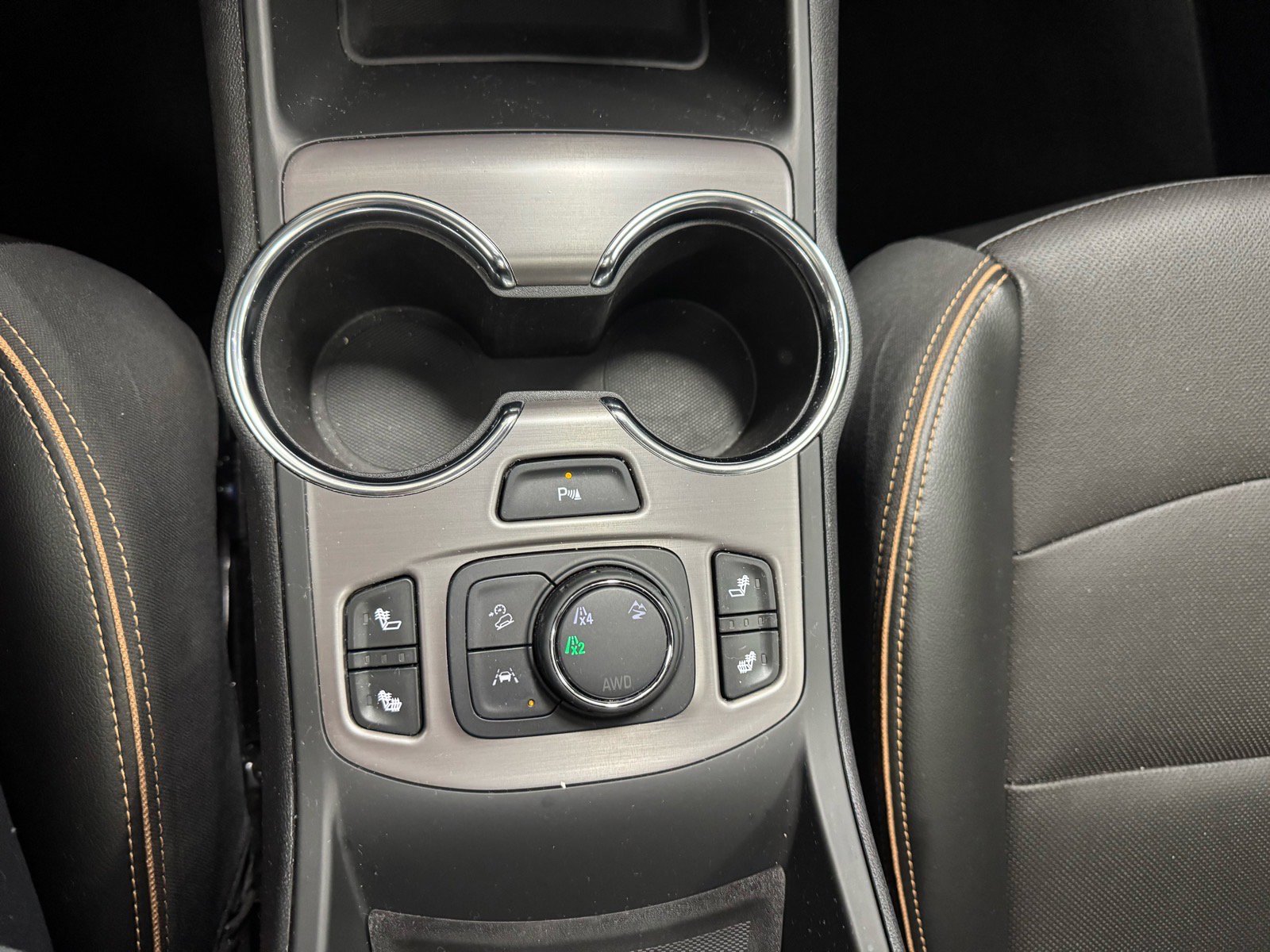 Certified 2023 GMC Terrain AT4 w/ Infotainment Package II AWD/4WD image 19