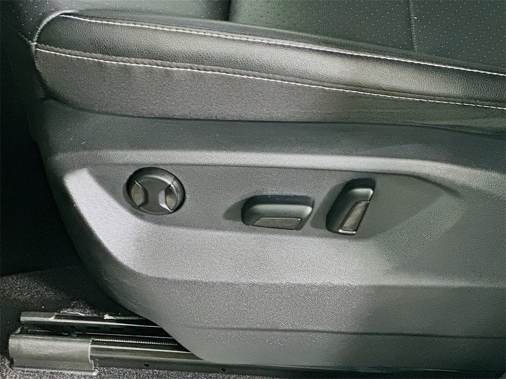 Used 2021 Volkswagen Atlas SE image 22