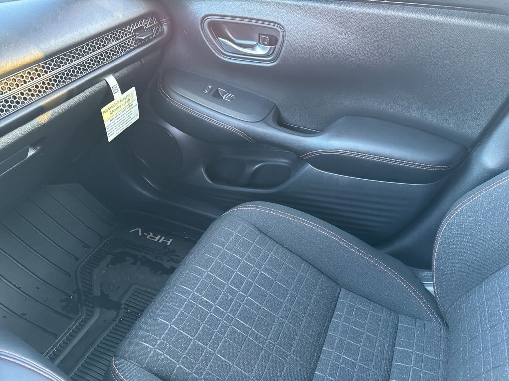 Used 2024 Honda HR-V Sport image 23