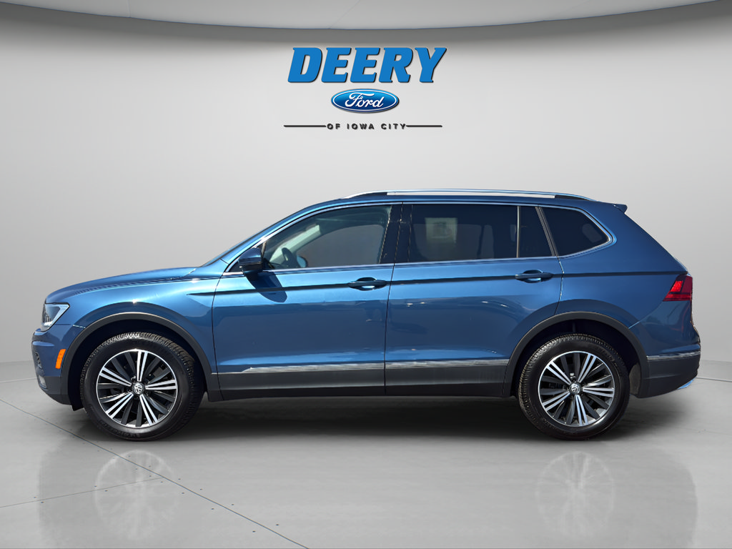 Used 2018 Volkswagen Tiguan SEL AWD/4WD image 2