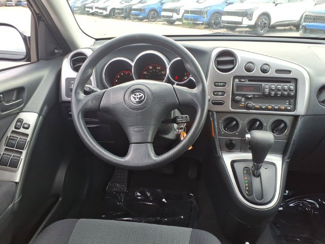 Used 2004 Toyota Matrix FWD image 14