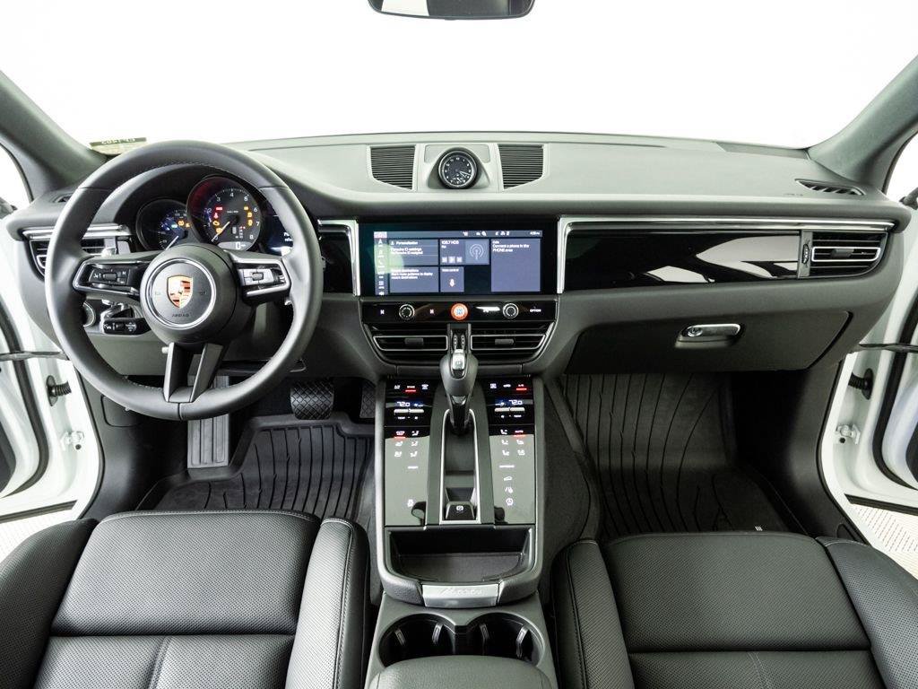 New 2026 Porsche Macan AWD/4WD image 19