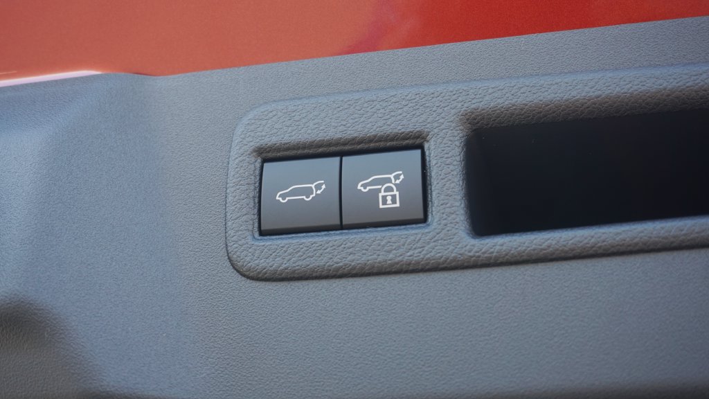 New 2026 Toyota C-HR AWD/4WD image 8